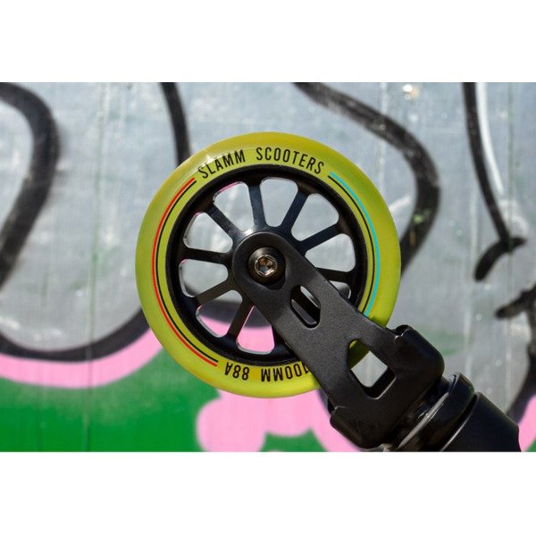 Paspirtukas Slamm Classic V9 juoda/geltona